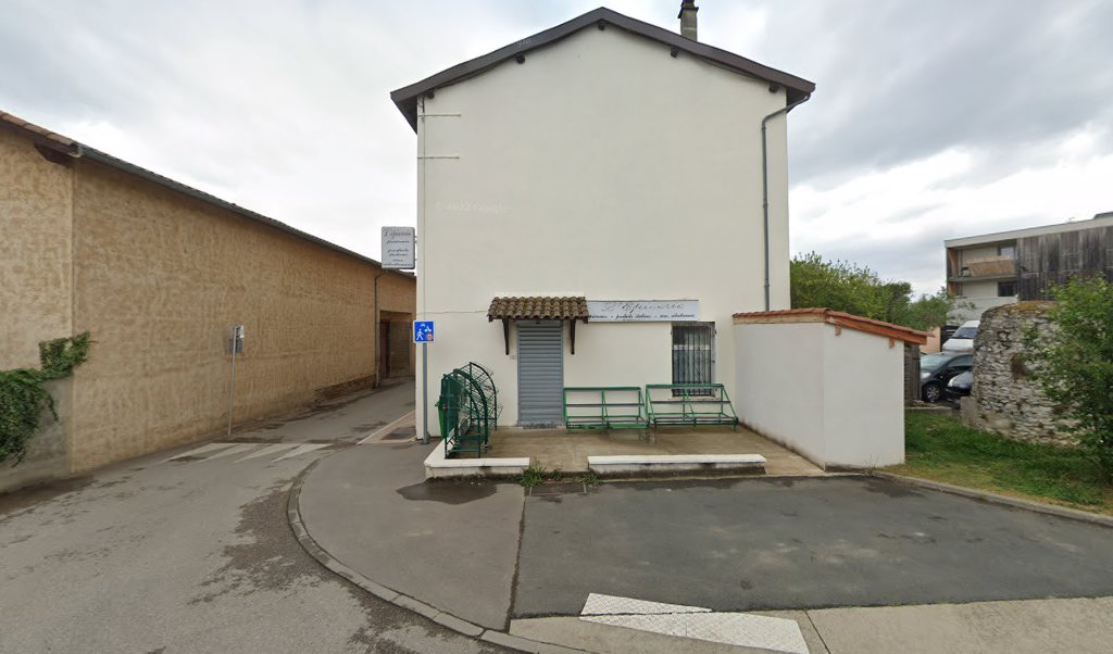 Retrouvez toutes les informations de contacts et horaires d&rsquo;ouverture pour La Poste Agence Communale LES CHERES Mairie situé à Les cheres dans le département Rhône (69). Pour effectuer envoyer vos colis (colissimo, chronopost, suivi colis), une gestion bancaire (banque postal, [&hellip;]