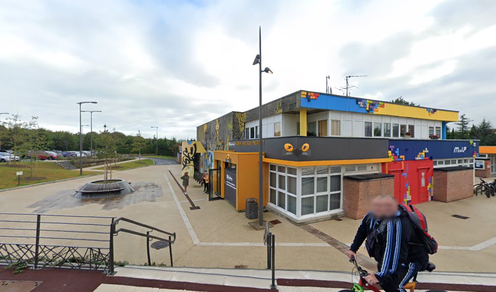 Retrouvez toutes les informations de contacts et horaires d&rsquo;ouverture pour La Poste Agence Communale DIEPPE Mairie situé à Dieppe dans le département Seine-Maritime (76). Pour effectuer envoyer vos colis (colissimo, chronopost, suivi colis), une gestion bancaire (banque postal, French Bank), [&hellip;]