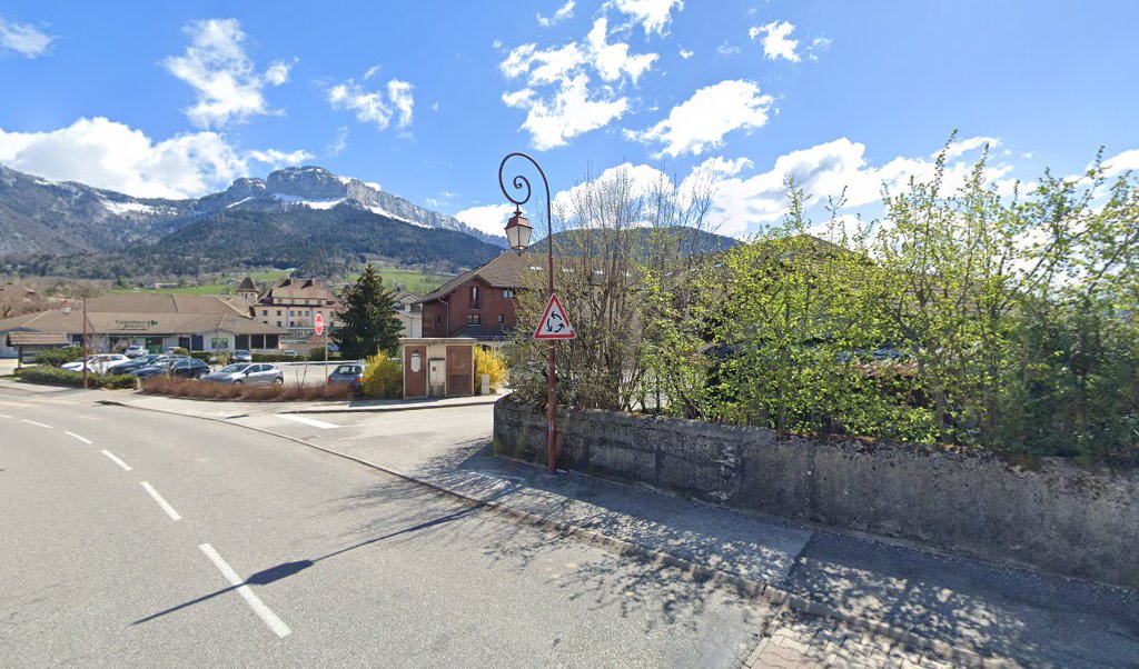 Retrouvez toutes les informations de contacts et horaires d&rsquo;ouverture pour Relais Pickup VILLAZ EN FLEURS situé à Villaz dans le département Haute-Savoie (74). Pour effectuer envoyer vos colis (colissimo, chronopost, suivi colis), une gestion bancaire (banque postal, French Bank), votre [&hellip;]