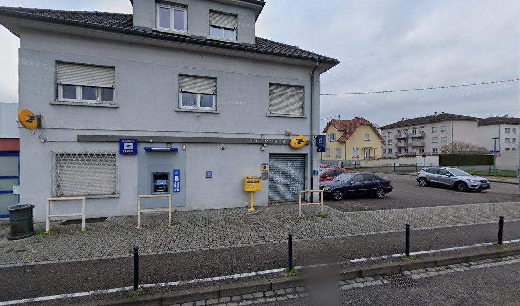 Retrouvez toutes les informations de contacts et horaires d&rsquo;ouverture pour La Poste HOENHEIM situé à Hoenheim dans le département Bas-Rhin (67). Pour effectuer envoyer vos colis (colissimo, chronopost, suivi colis), une gestion bancaire (banque postal, French Bank), votre courrier (suivi [&hellip;]