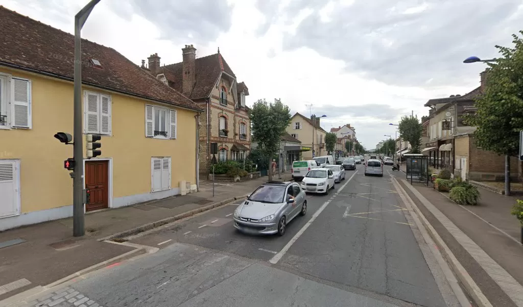 Retrouvez toutes les informations de contacts et horaires d&rsquo;ouverture pour Relais Pickup ALIMENTATION GENERALE situé à Ste savine dans le département Aube (10). Pour effectuer envoyer vos colis (colissimo, chronopost, suivi colis), une gestion bancaire (banque postal, French Bank), votre [&hellip;]