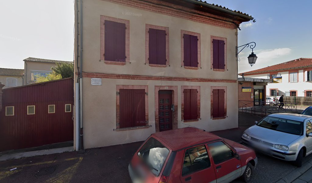 Retrouvez toutes les informations de contacts et horaires d&rsquo;ouverture pour La Poste MERVILLE situé à Merville dans le département Haute-Garonne (31). Pour effectuer envoyer vos colis (colissimo, chronopost, suivi colis), une gestion bancaire (banque postal, French Bank), votre courrier (suivi [&hellip;]