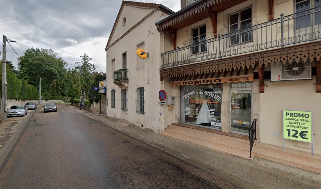 Retrouvez toutes les informations de contacts et horaires d&rsquo;ouverture pour La Poste SAINT GERMAIN DU PLAIN situé à St germain du plain dans le département Saône-et-Loire (71). Pour effectuer envoyer vos colis (colissimo, chronopost, suivi colis), une gestion bancaire (banque [&hellip;]