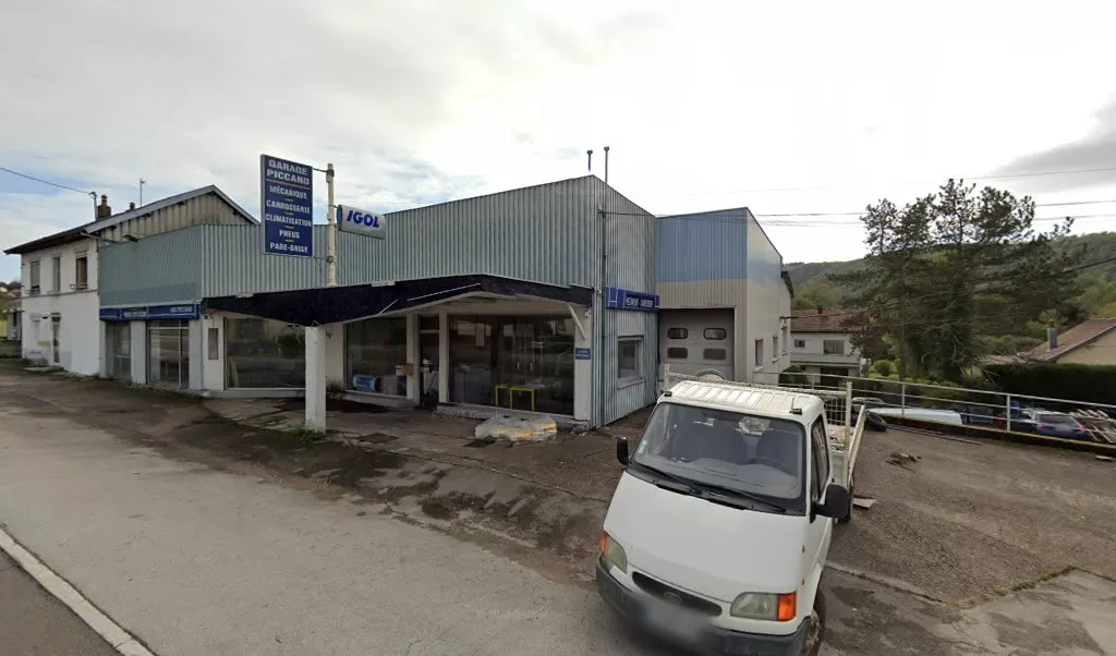 Retrouvez toutes les informations de contacts et horaires d&rsquo;ouverture pour Relais Pickup LA MUTINERIE situé à Roche lez beaupre dans le département Doubs (25). Pour effectuer envoyer vos colis (colissimo, chronopost, suivi colis), une gestion bancaire (banque postal, French Bank), [&hellip;]