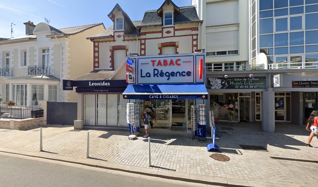 Retrouvez toutes les informations de contacts et horaires d&rsquo;ouverture pour Relais Pickup TABAC LA REGENCE situé à La baule dans le département Loire-Atlantique (44). Pour effectuer envoyer vos colis (colissimo, chronopost, suivi colis), une gestion bancaire (banque postal, French Bank), [&hellip;]