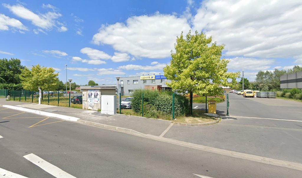 Retrouvez toutes les informations de contacts et horaires d&rsquo;ouverture pour La Poste Espace Clients Pro ARMENTIERES PDC1 situé à Armentieres dans le département Nord (59). Pour effectuer envoyer vos colis (colissimo, chronopost, suivi colis), une gestion bancaire (banque postal, French [&hellip;]