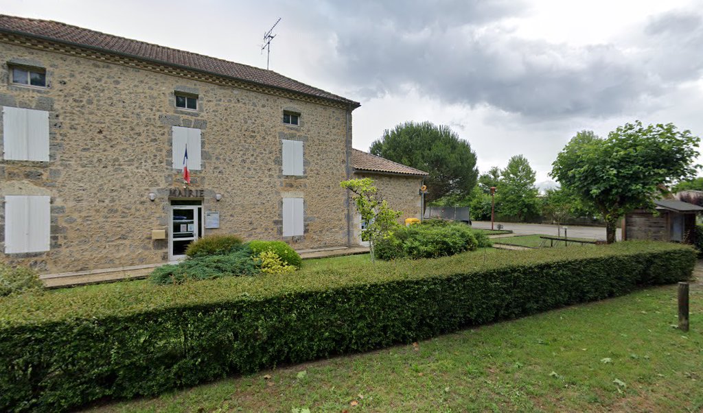 Retrouvez toutes les informations de contacts et horaires d&rsquo;ouverture pour La Poste Agence Communale FARGUES SUR OURBISE Mairie situé à Fargues sur ourbise dans le département Lot-et-Garonne (47). Pour effectuer envoyer vos colis (colissimo, chronopost, suivi colis), une gestion bancaire [&hellip;]
