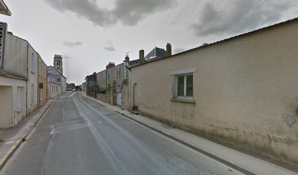 Retrouvez toutes les informations de contacts et horaires d&rsquo;ouverture pour La Poste Agence Communale ST CHRISTOPHE DU LIGNERON Mairie situé à St christophe du ligneron dans le département Vendée (85). Pour effectuer envoyer vos colis (colissimo, chronopost, suivi colis), une [&hellip;]