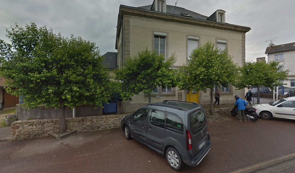 Retrouvez toutes les informations de contacts et horaires d&rsquo;ouverture pour La Poste CHALUS situé à Chalus dans le département Haute-Vienne (87). Pour effectuer envoyer vos colis (colissimo, chronopost, suivi colis), une gestion bancaire (banque postal, French Bank), votre courrier (suivi [&hellip;]