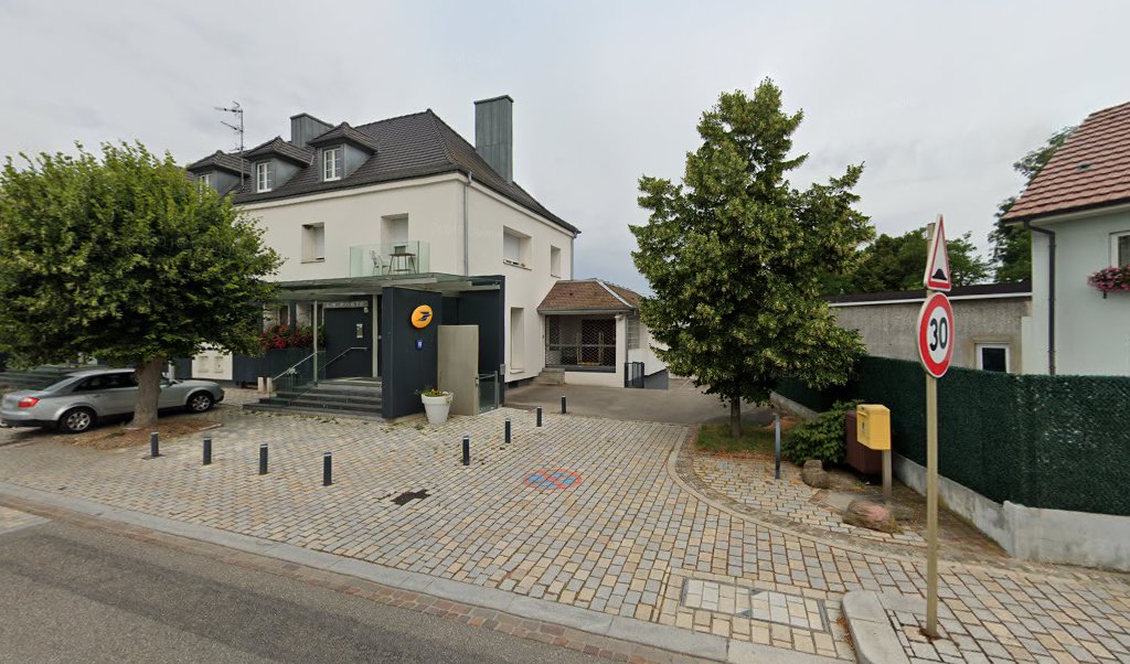 Retrouvez toutes les informations de contacts et horaires d&rsquo;ouverture pour La Poste OTTMARSHEIM situé à Ottmarsheim dans le département Haut-Rhin (68). Pour effectuer envoyer vos colis (colissimo, chronopost, suivi colis), une gestion bancaire (banque postal, French Bank), votre courrier (suivi [&hellip;]