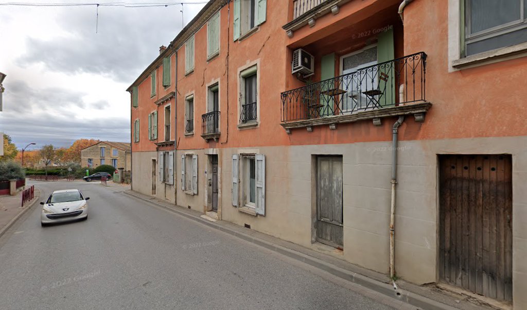 Retrouvez toutes les informations de contacts et horaires d&rsquo;ouverture pour La Poste Relais ORAISON CARREFOUR situé à Oraison dans le département Alpes-de-Haute-Provence (04). Pour effectuer envoyer vos colis (colissimo, chronopost, suivi colis), une gestion bancaire (banque postal, French Bank), votre [&hellip;]