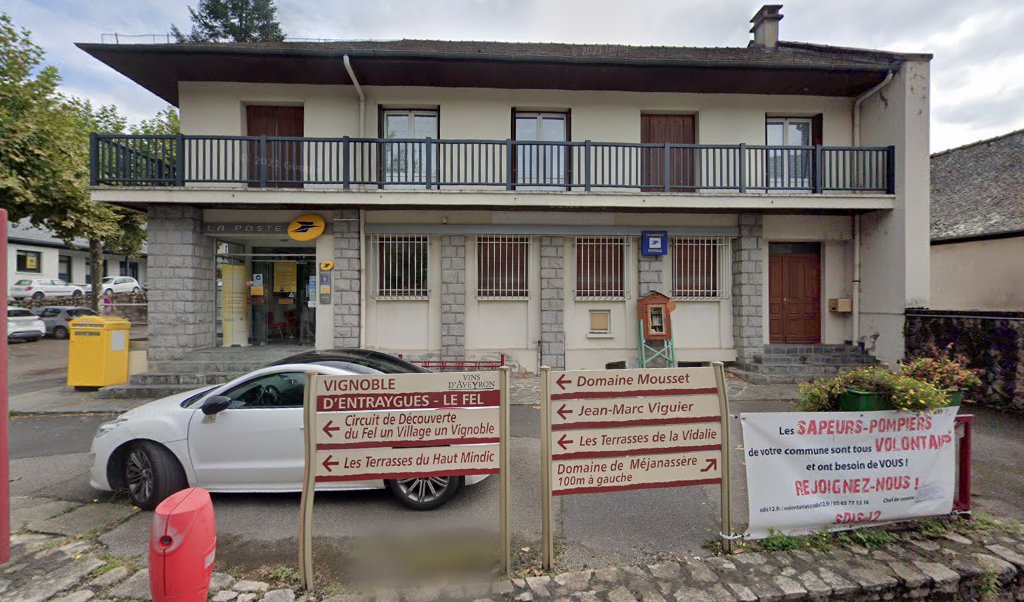 Retrouvez toutes les informations de contacts et horaires d&rsquo;ouverture pour La Poste ENTRAYGUES SUR TRUYERE situé à Entraygues sur truyere dans le département Aveyron (12). Pour effectuer envoyer vos colis (colissimo, chronopost, suivi colis), une gestion bancaire (banque postal, French [&hellip;]
