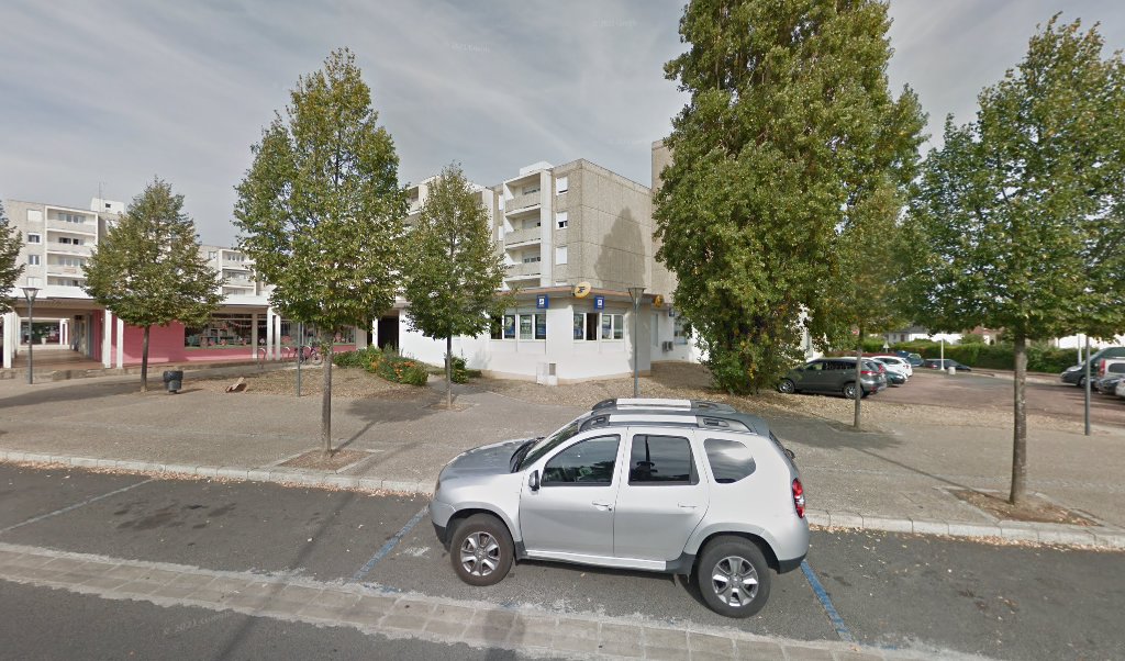 Retrouvez toutes les informations de contacts et horaires d&rsquo;ouverture pour La Poste VARENNES VAUZELLES situé à Varennes vauzelles dans le département Nièvre (58). Pour effectuer envoyer vos colis (colissimo, chronopost, suivi colis), une gestion bancaire (banque postal, French Bank), votre [&hellip;]