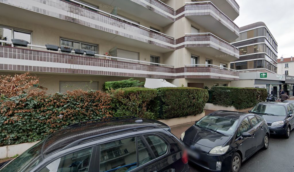 Retrouvez toutes les informations de contacts et horaires d&rsquo;ouverture pour Relais Pickup CARREFOUR CITY situé à Le vesinet dans le département Yvelines (78). Pour effectuer envoyer vos colis (colissimo, chronopost, suivi colis), une gestion bancaire (banque postal, French Bank), votre [&hellip;]