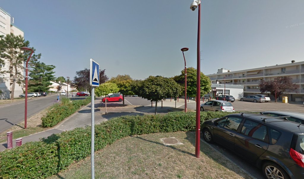 Retrouvez toutes les informations de contacts et horaires d&rsquo;ouverture pour Relais Pickup CARREFOUR EXPRESS situé à Moulins les metz dans le département Moselle (57). Pour effectuer envoyer vos colis (colissimo, chronopost, suivi colis), une gestion bancaire (banque postal, French Bank), [&hellip;]