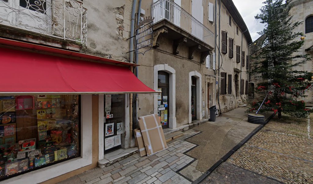 Retrouvez toutes les informations de contacts et horaires d&rsquo;ouverture pour Relais Pickup LES BEAUX LIVRES DE PROVENCE situé à Bourg-saint-andeol dans le département Ardèche (07). Pour effectuer envoyer vos colis (colissimo, chronopost, suivi colis), une gestion bancaire (banque postal, French [&hellip;]