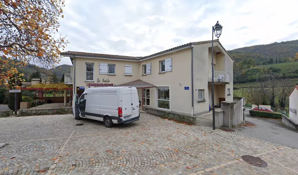 Retrouvez toutes les informations de contacts et horaires d&rsquo;ouverture pour Relais Pickup LA TREILLE situé à Gervans dans le département Drôme (26). Pour effectuer envoyer vos colis (colissimo, chronopost, suivi colis), une gestion bancaire (banque postal, French Bank), votre courrier [&hellip;]