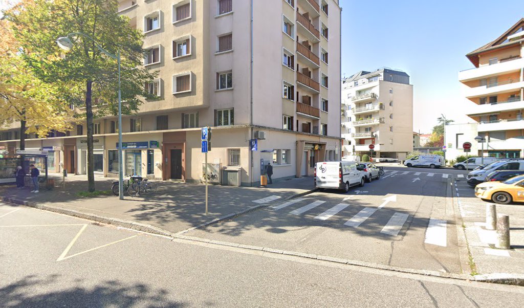 Retrouvez toutes les informations de contacts et horaires d&rsquo;ouverture pour La Poste ANNECY LES FINS situé à Annecy dans le département Haute-Savoie (74). Pour effectuer envoyer vos colis (colissimo, chronopost, suivi colis), une gestion bancaire (banque postal, French Bank), votre [&hellip;]