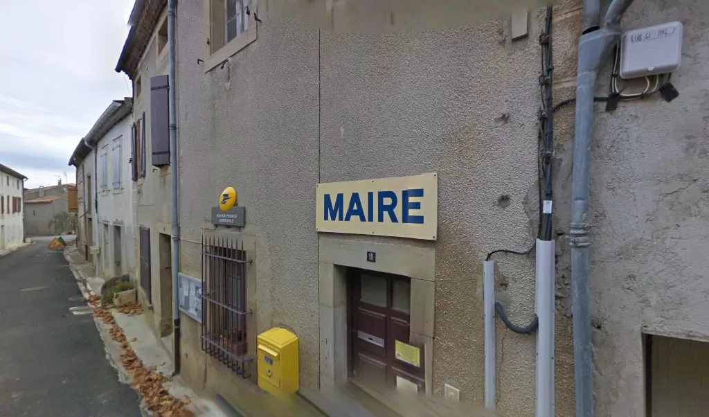 Retrouvez toutes les informations de contacts et horaires d&rsquo;ouverture pour La Poste Agence Communale LOUPIA Mairie situé à Loupia dans le département Aude (11). Pour effectuer envoyer vos colis (colissimo, chronopost, suivi colis), une gestion bancaire (banque postal, French Bank), [&hellip;]