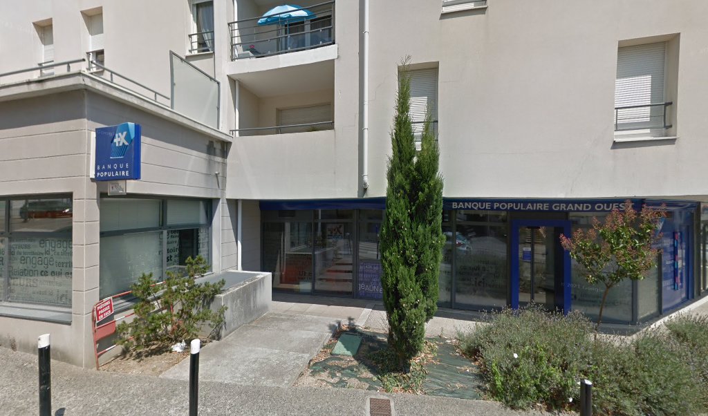 Retrouvez toutes les informations de contacts et horaires d&rsquo;ouverture pour La Poste SAINT HERBLAIN HOTEL DE VILLE situé à St herblain dans le département Loire-Atlantique (44). Pour effectuer envoyer vos colis (colissimo, chronopost, suivi colis), une gestion bancaire (banque postal, [&hellip;]