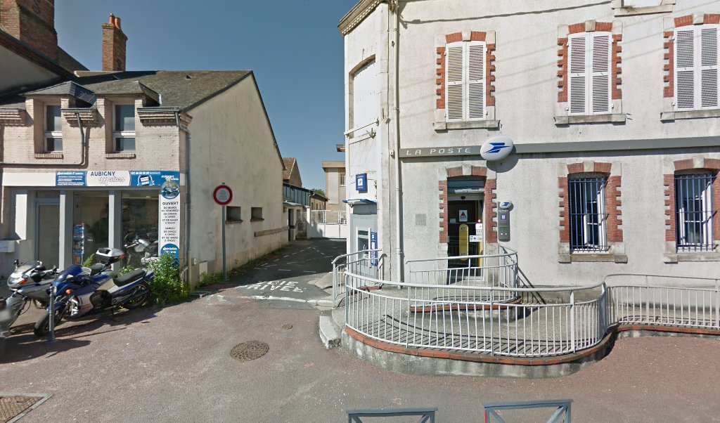 Retrouvez toutes les informations de contacts et horaires d&rsquo;ouverture pour La Poste AUBIGNY SUR NERE situé à Aubigny sur nere dans le département Cher (18). Pour effectuer envoyer vos colis (colissimo, chronopost, suivi colis), une gestion bancaire (banque postal, French [&hellip;]