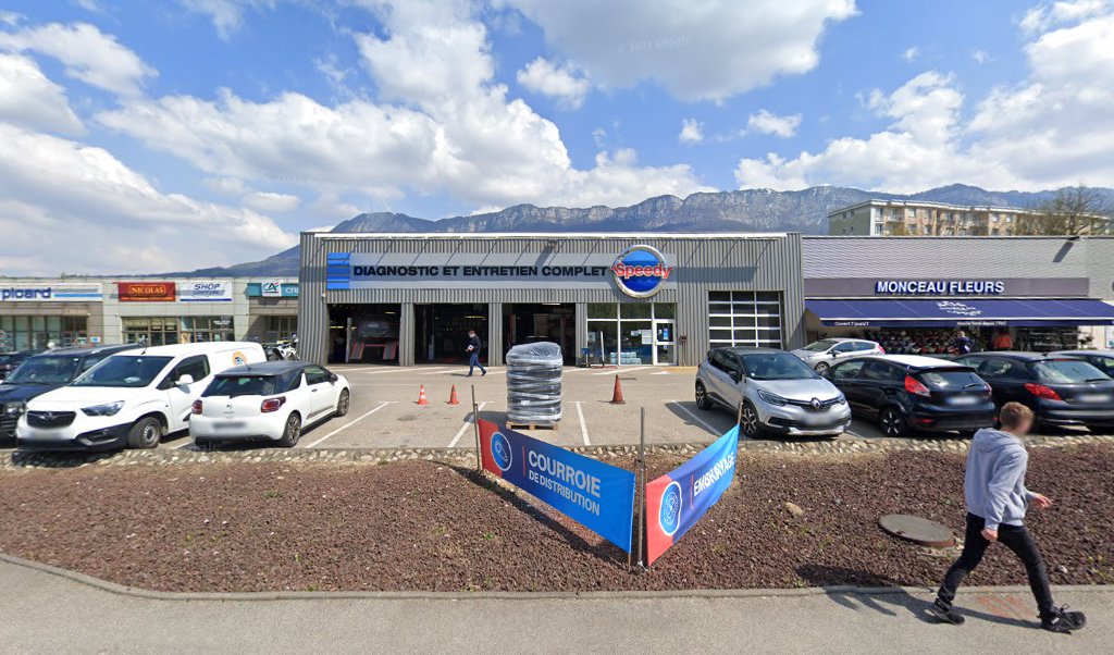 Retrouvez toutes les informations de contacts et horaires d&rsquo;ouverture pour Relais Pickup MSVB MONCEAU FLEUR situé à Drumettaz clarafond dans le département Savoie (73). Pour effectuer envoyer vos colis (colissimo, chronopost, suivi colis), une gestion bancaire (banque postal, French Bank), [&hellip;]