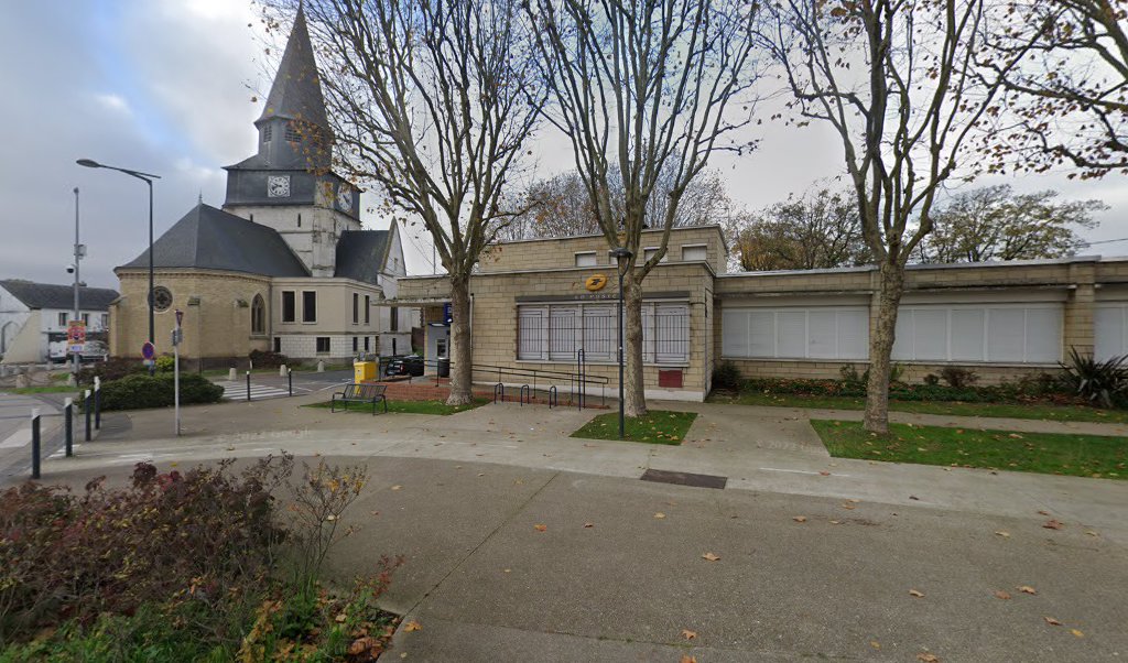 Retrouvez toutes les informations de contacts et horaires d&rsquo;ouverture pour La Poste LE GRAND QUEVILLY REPUBLIQUE situé à Le grand quevilly dans le département Seine-Maritime (76). Pour effectuer envoyer vos colis (colissimo, chronopost, suivi colis), une gestion bancaire (banque postal, [&hellip;]