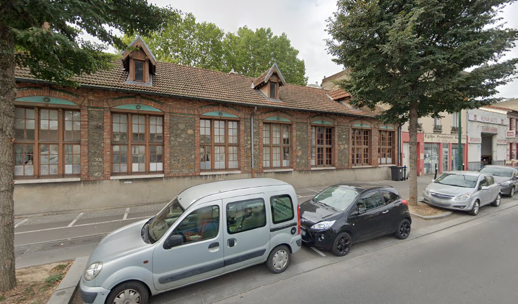 Retrouvez toutes les informations de contacts et horaires d&rsquo;ouverture pour La Poste EPINAY SUR SEINE PAL situé à Epinay sur seine dans le département Seine-Saint-Denis (93). Pour effectuer envoyer vos colis (colissimo, chronopost, suivi colis), une gestion bancaire (banque postal, [&hellip;]