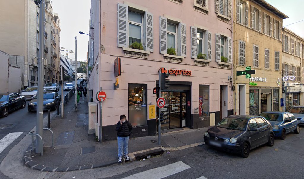Retrouvez toutes les informations de contacts et horaires d&rsquo;ouverture pour La Poste Relais MARSEILLE Carrefour express situé à Marseille dans le département Bouches-du-Rhône (13). Pour effectuer envoyer vos colis (colissimo, chronopost, suivi colis), une gestion bancaire (banque postal, French Bank), [&hellip;]