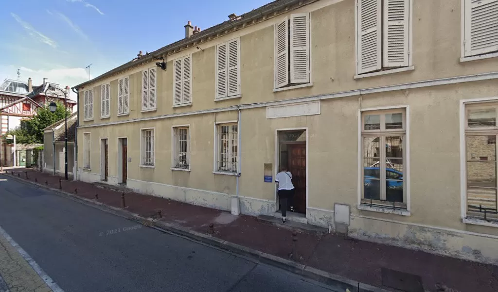 Retrouvez toutes les informations de contacts et horaires d&rsquo;ouverture pour La Poste Agence Communale MORIGNY CHAMPIGNY Mairie situé à Morigny champigny dans le département Essonne (91). Pour effectuer envoyer vos colis (colissimo, chronopost, suivi colis), une gestion bancaire (banque postal, [&hellip;]