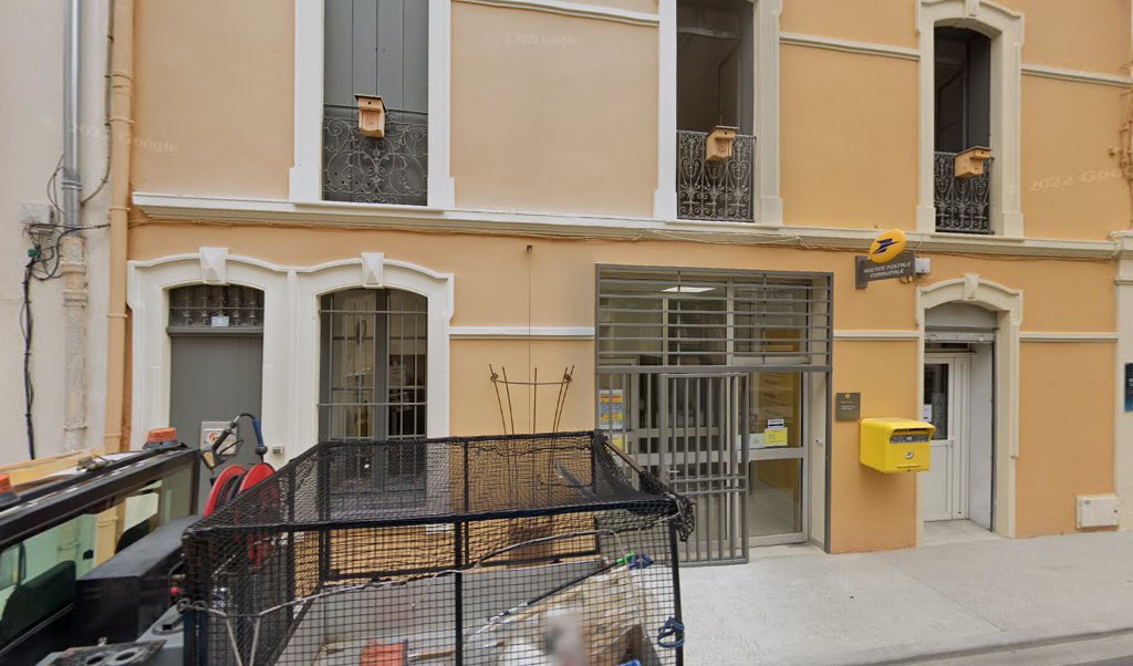 Retrouvez toutes les informations de contacts et horaires d&rsquo;ouverture pour La Poste Agence Communale PERPIGNAN Mairie situé à Perpignan dans le département Pyrénées-Orientales (66). Pour effectuer envoyer vos colis (colissimo, chronopost, suivi colis), une gestion bancaire (banque postal, French Bank), [&hellip;]