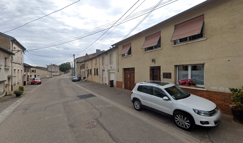 Retrouvez toutes les informations de contacts et horaires d&rsquo;ouverture pour La Poste Agence Communale BOUXIERES AUX CHENES Mairie situé à Bouxieres aux chenes dans le département Meurthe-et-Moselle (54). Pour effectuer envoyer vos colis (colissimo, chronopost, suivi colis), une gestion bancaire [&hellip;]