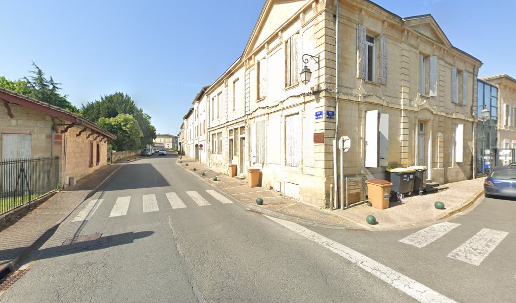 Retrouvez toutes les informations de contacts et horaires d&rsquo;ouverture pour La Poste Agence Communale ABZAC Mairie situé à Abzac dans le département Gironde (33). Pour effectuer envoyer vos colis (colissimo, chronopost, suivi colis), une gestion bancaire (banque postal, French Bank), [&hellip;]
