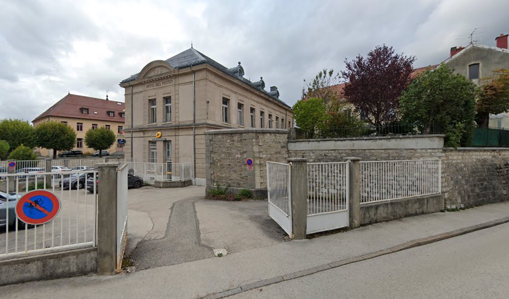 Retrouvez toutes les informations de contacts et horaires d&rsquo;ouverture pour La Poste PONTARLIER situé à Pontarlier dans le département Doubs (25). Pour effectuer envoyer vos colis (colissimo, chronopost, suivi colis), une gestion bancaire (banque postal, French Bank), votre courrier (suivi [&hellip;]
