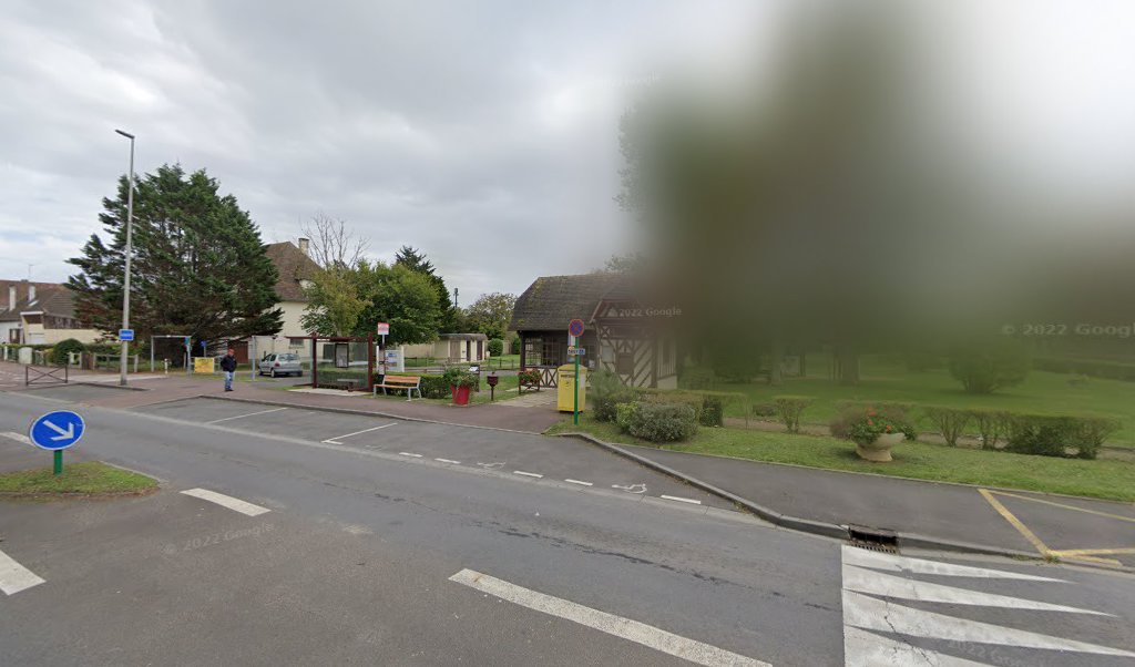 Retrouvez toutes les informations de contacts et horaires d&rsquo;ouverture pour La Poste Agence Communale VARAVILLE Mairie situé à Varaville dans le département Calvados (14). Pour effectuer envoyer vos colis (colissimo, chronopost, suivi colis), une gestion bancaire (banque postal, French Bank), [&hellip;]