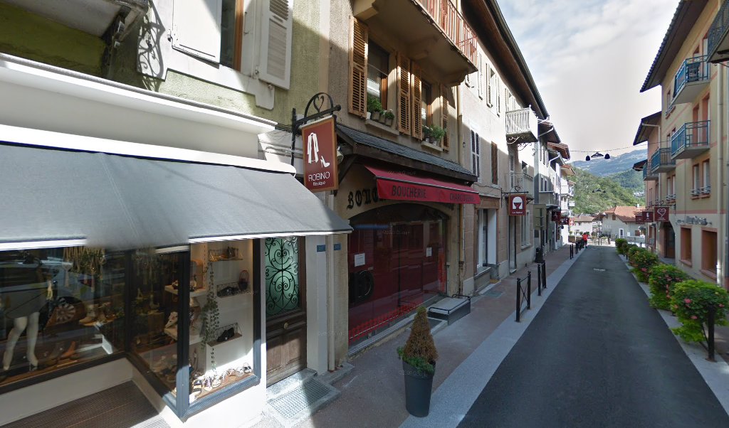 Retrouvez toutes les informations de contacts et horaires d&rsquo;ouverture pour Relais Pickup VAYU COURTIER EN ENERGIE situé à Aime la plagne dans le département Savoie (73). Pour effectuer envoyer vos colis (colissimo, chronopost, suivi colis), une gestion bancaire (banque postal, [&hellip;]