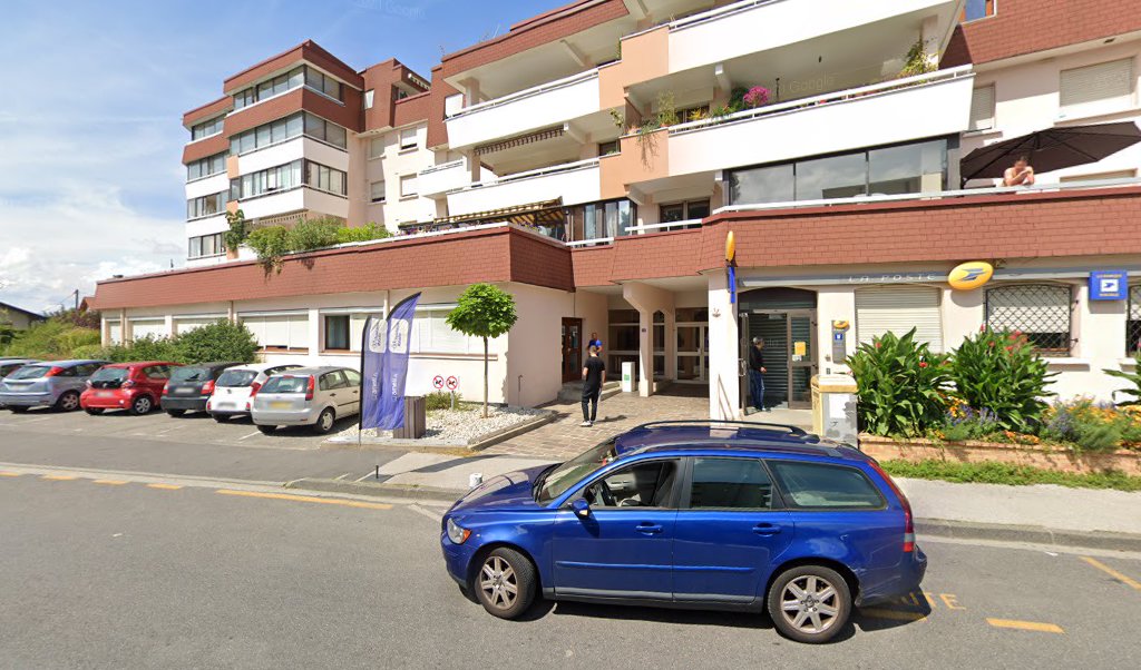 Retrouvez toutes les informations de contacts et horaires d&rsquo;ouverture pour La Poste AMBILLY situé à Ambilly dans le département Haute-Savoie (74). Pour effectuer envoyer vos colis (colissimo, chronopost, suivi colis), une gestion bancaire (banque postal, French Bank), votre courrier (suivi [&hellip;]