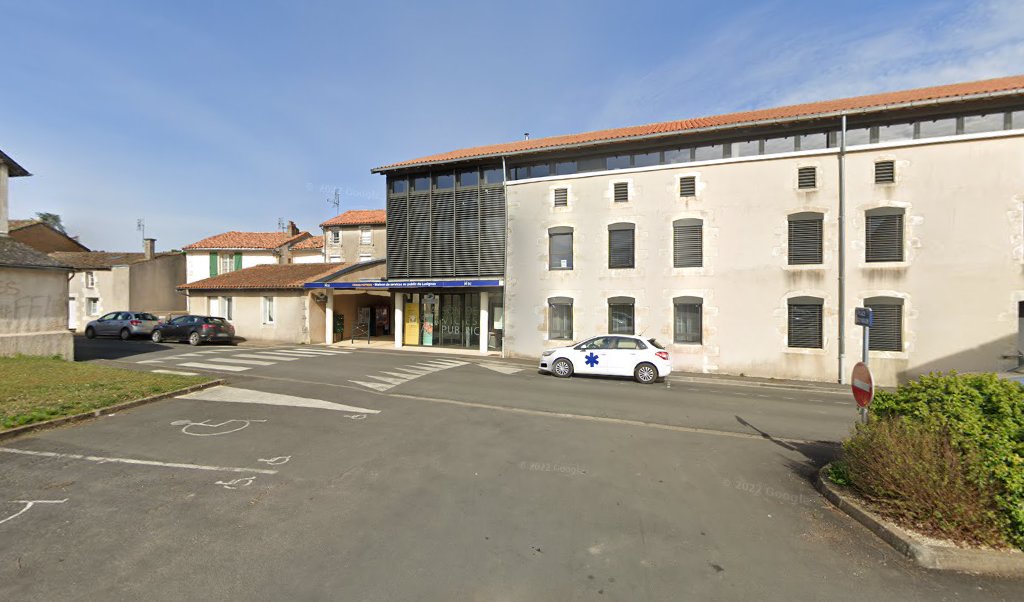 Retrouvez toutes les informations de contacts et horaires d&rsquo;ouverture pour La Poste Agence Communale LUSIGNAN Mairie situé à Lusignan dans le département Vienne (86). Pour effectuer envoyer vos colis (colissimo, chronopost, suivi colis), une gestion bancaire (banque postal, French Bank), [&hellip;]