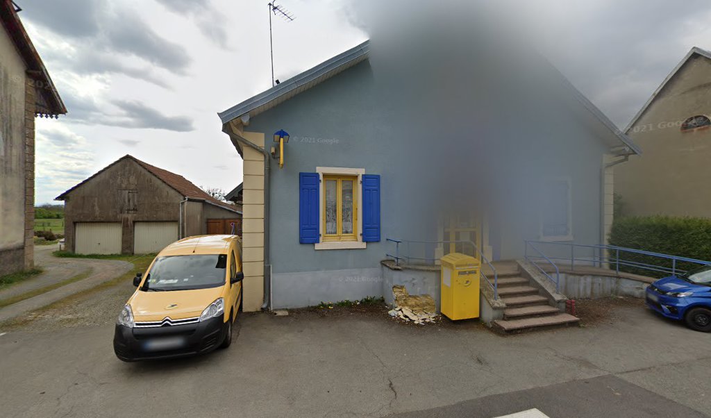 Retrouvez toutes les informations de contacts et horaires d&rsquo;ouverture pour La Poste ETUEFFONT situé à Etueffont dans le département Territoire de Belfort (90). Pour effectuer envoyer vos colis (colissimo, chronopost, suivi colis), une gestion bancaire (banque postal, French Bank), votre [&hellip;]