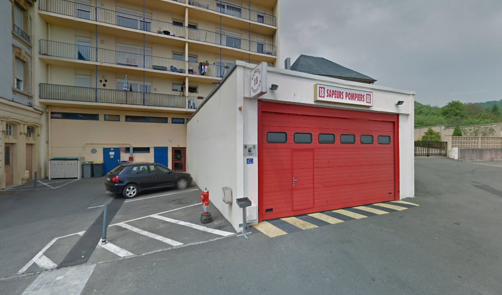 Retrouvez toutes les informations de contacts et horaires d&rsquo;ouverture pour La Poste Agence Communale ROSSELANGE Mairie situé à Rosselange dans le département Moselle (57). Pour effectuer envoyer vos colis (colissimo, chronopost, suivi colis), une gestion bancaire (banque postal, French Bank), [&hellip;]