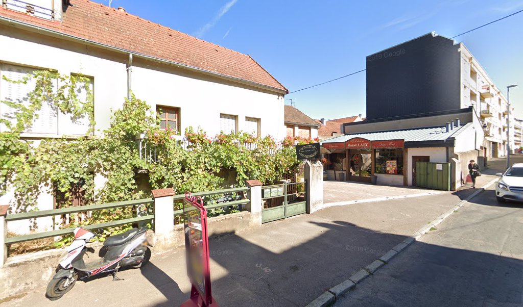 Retrouvez toutes les informations de contacts et horaires d&rsquo;ouverture pour Relais Pickup CAVE LALY situé à Autun dans le département Saône-et-Loire (71). Pour effectuer envoyer vos colis (colissimo, chronopost, suivi colis), une gestion bancaire (banque postal, French Bank), votre courrier [&hellip;]