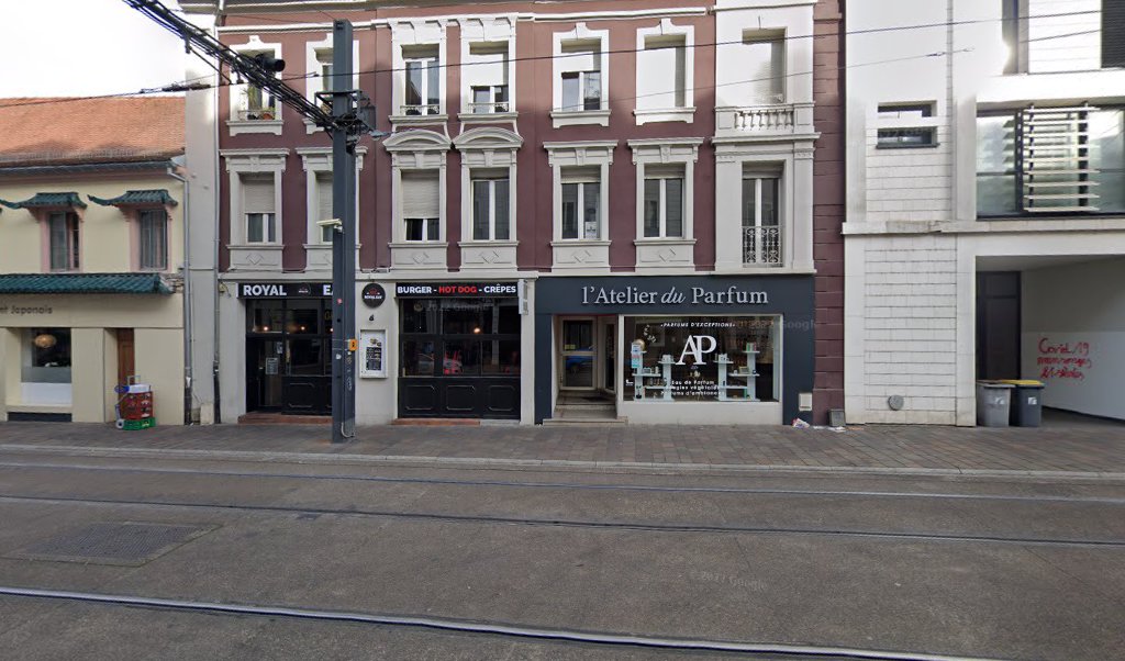 Retrouvez toutes les informations de contacts et horaires d&rsquo;ouverture pour Relais Pickup L ATELIER DU PARFUM situé à Mulhouse dans le département Haut-Rhin (68). Pour effectuer envoyer vos colis (colissimo, chronopost, suivi colis), une gestion bancaire (banque postal, French Bank), [&hellip;]