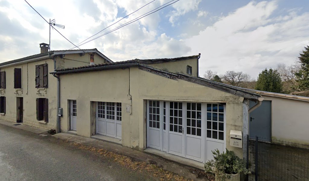 Retrouvez toutes les informations de contacts et horaires d&rsquo;ouverture pour La Poste Agence Communale COIRAC Mairie situé à Coirac dans le département Gironde (33). Pour effectuer envoyer vos colis (colissimo, chronopost, suivi colis), une gestion bancaire (banque postal, French Bank), [&hellip;]