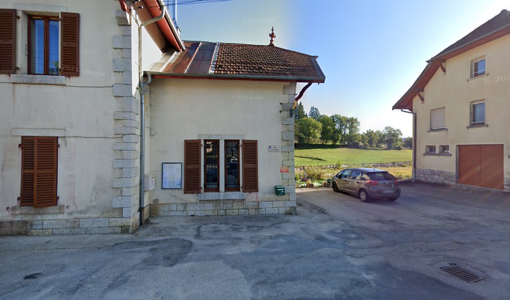 Retrouvez toutes les informations de contacts et horaires d&rsquo;ouverture pour La Poste Agence Communale VAUX ET CHANTEGRUE Mairie situé à Vaux et chantegrue dans le département Doubs (25). Pour effectuer envoyer vos colis (colissimo, chronopost, suivi colis), une gestion bancaire [&hellip;]