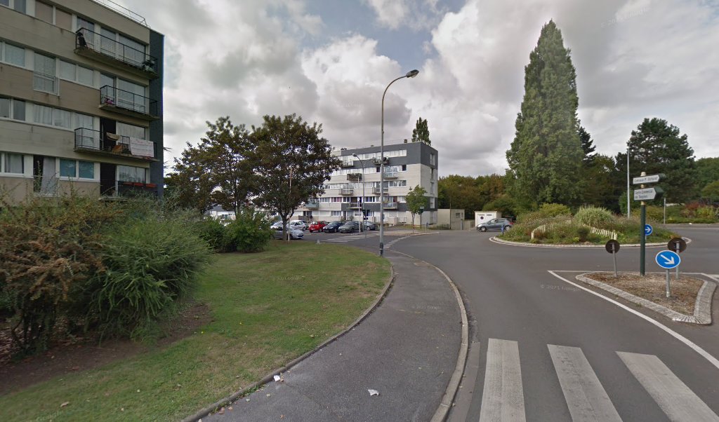 Retrouvez toutes les informations de contacts et horaires d&rsquo;ouverture pour Relais Pickup VIVECO situé à Coulommiers dans le département Seine-et-Marne (77). Pour effectuer envoyer vos colis (colissimo, chronopost, suivi colis), une gestion bancaire (banque postal, French Bank), votre courrier (suivi [&hellip;]