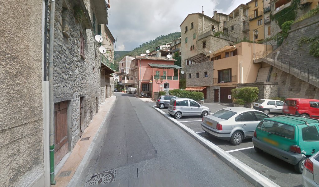 Retrouvez toutes les informations de contacts et horaires d&rsquo;ouverture pour La Poste Agence Communale LUCERAM Mairie situé à Luceram dans le département Alpes-Maritimes (06). Pour effectuer envoyer vos colis (colissimo, chronopost, suivi colis), une gestion bancaire (banque postal, French Bank), [&hellip;]