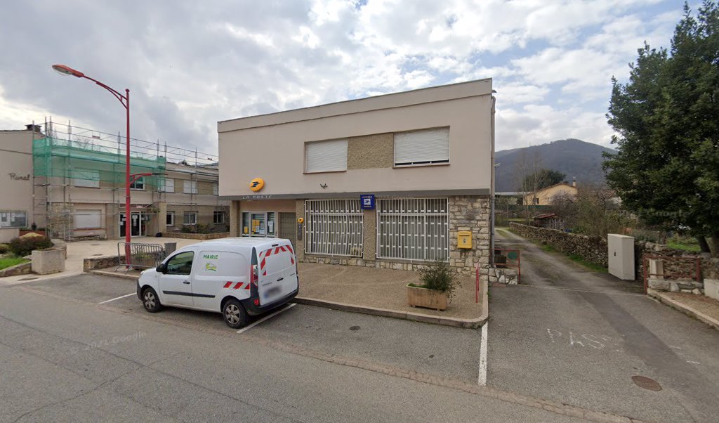 Retrouvez toutes les informations de contacts et horaires d&rsquo;ouverture pour La Poste MONTGAILHARD situé à Montgaillard dans le département Ariège (09). Pour effectuer envoyer vos colis (colissimo, chronopost, suivi colis), une gestion bancaire (banque postal, French Bank), votre courrier (suivi [&hellip;]