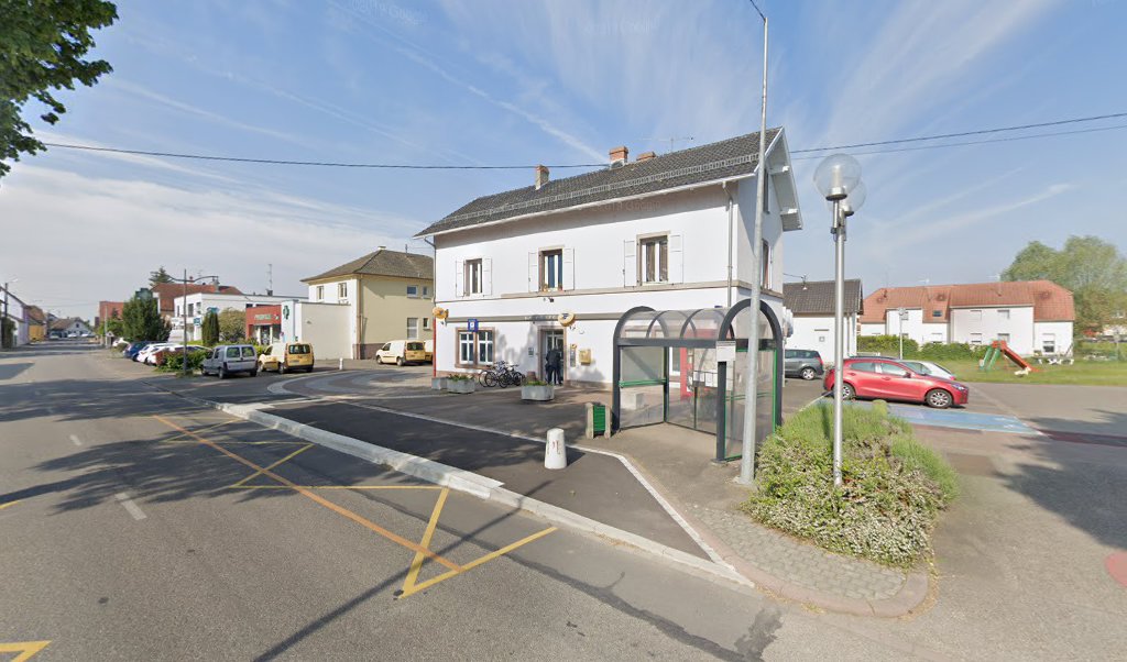 Retrouvez toutes les informations de contacts et horaires d&rsquo;ouverture pour La Poste MUNTZENHEIM situé à Muntzenheim dans le département Haut-Rhin (68). Pour effectuer envoyer vos colis (colissimo, chronopost, suivi colis), une gestion bancaire (banque postal, French Bank), votre courrier (suivi [&hellip;]