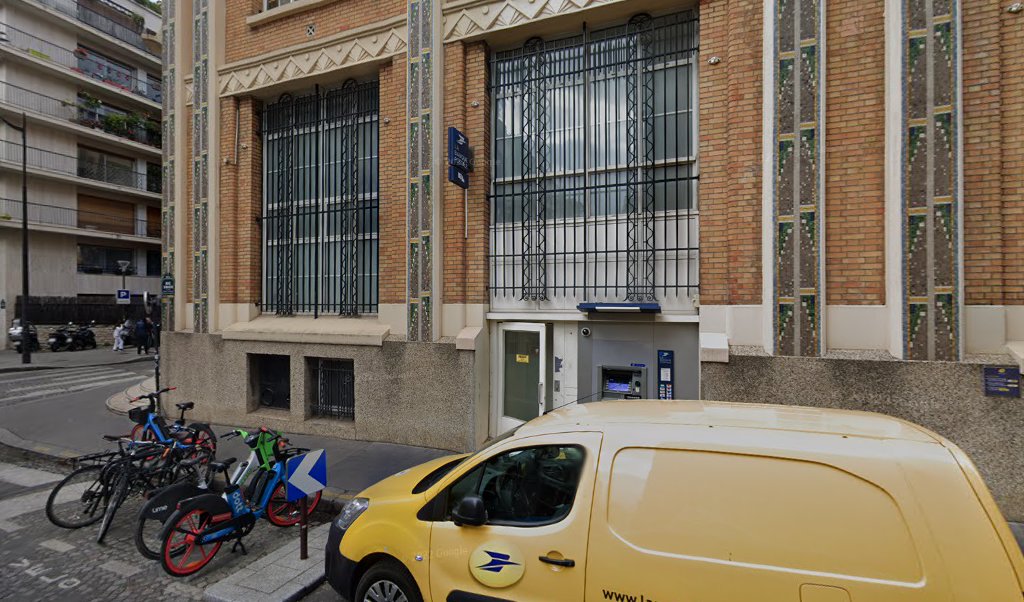 Retrouvez toutes les informations de contacts et horaires d&rsquo;ouverture pour La Poste PARIS PASSY situé à Paris dans le département Paris (75). Pour effectuer envoyer vos colis (colissimo, chronopost, suivi colis), une gestion bancaire (banque postal, French Bank), votre courrier [&hellip;]