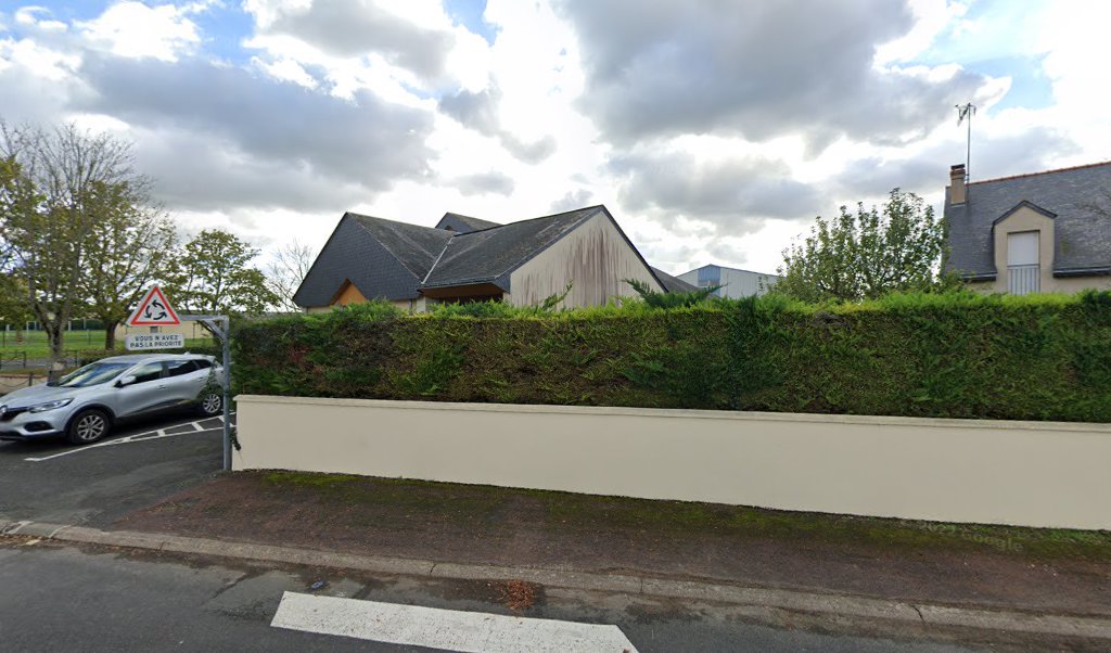 Retrouvez toutes les informations de contacts et horaires d&rsquo;ouverture pour La Poste Agence Communale BREZE MAIRIE situé à Bellevigne les chateaux dans le département Maine-et-Loire (49). Pour effectuer envoyer vos colis (colissimo, chronopost, suivi colis), une gestion bancaire (banque postal, [&hellip;]
